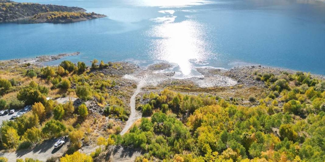 Türkiye’nin “Mükemmeliyet Ödülü” alan cenneti! Sonbahar renklerine büründü, görsel şölen büyüledi 2